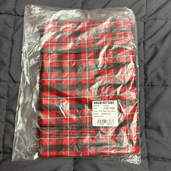 Lands' End "CashTouch" Winter Scarf in "Rich Red Plaid" - NWT - Picture 4 of 13